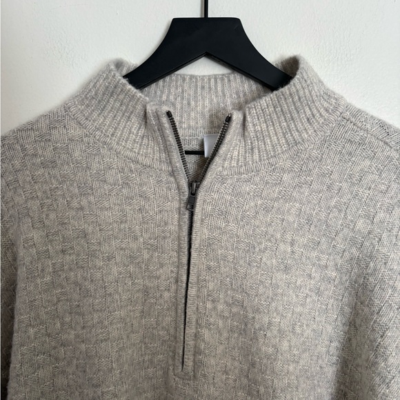 CAbi Downhill Grey Half-Zip Sweater Colorful Stripes Chic Women’s Large #4815 - Picture 6 of 8